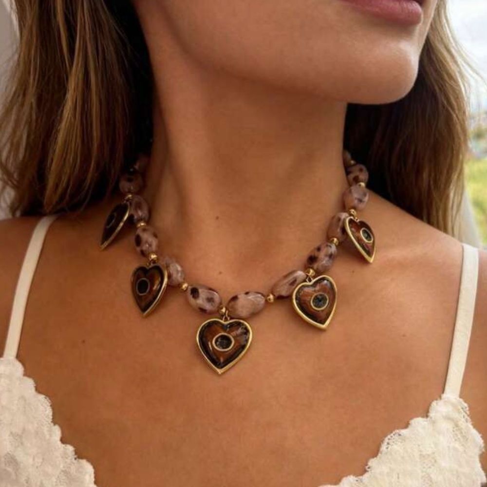 Heart statement Necklace Q933